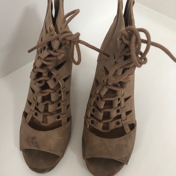 Lace up booties - Picture 2 of 3